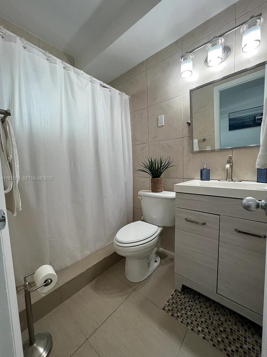 100 Sunrise Dr 5 Property Photo 11