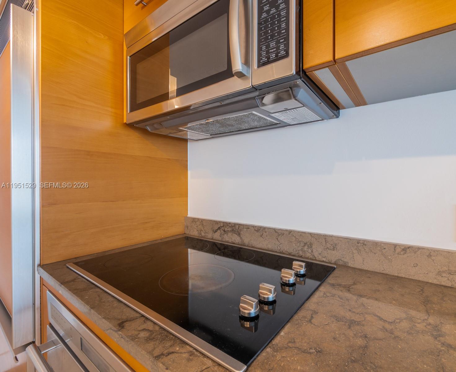 465 Brickell Ave 2304 Property Photo 4