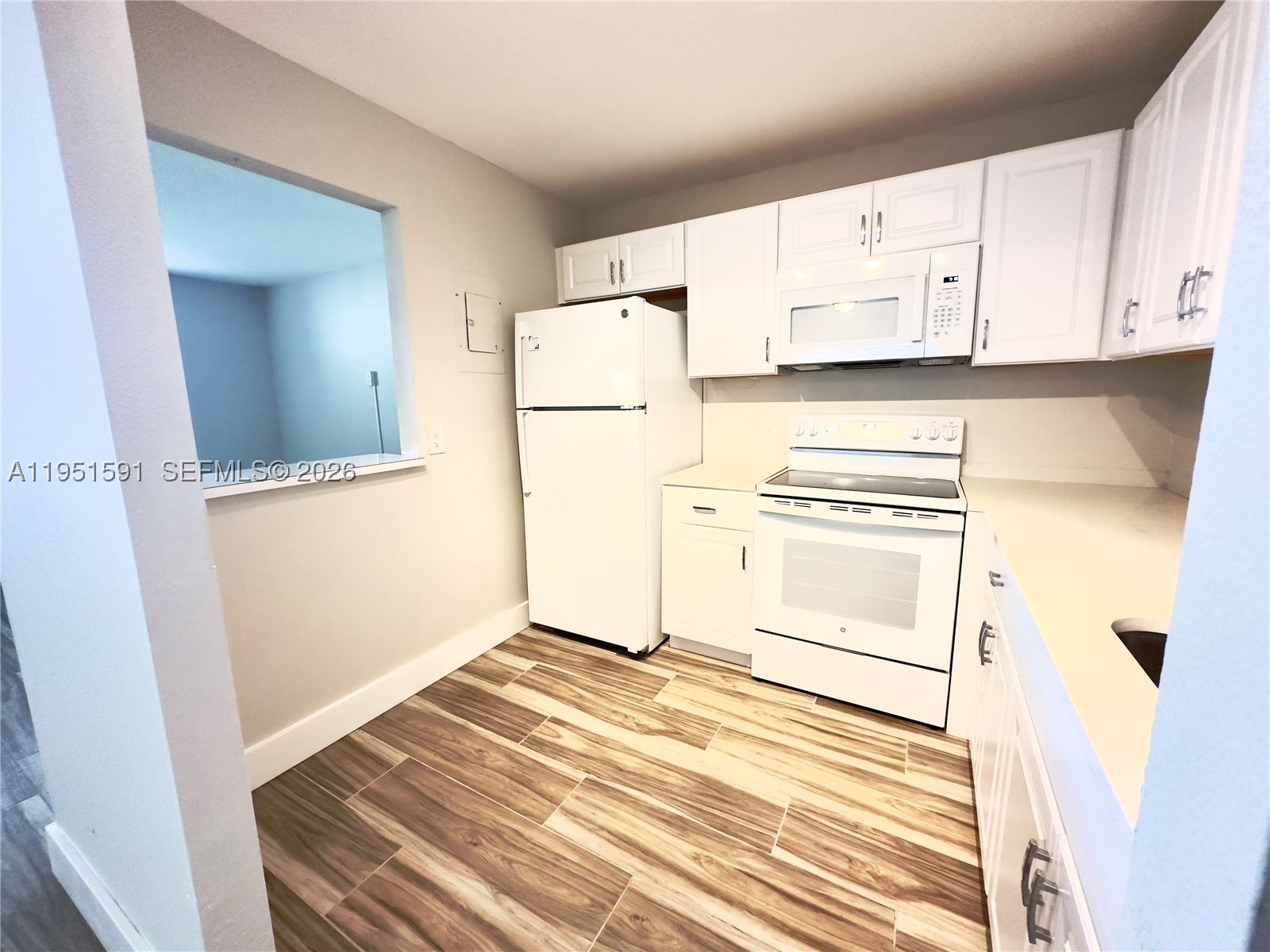 58 Monaco B 58 Property Photo 3