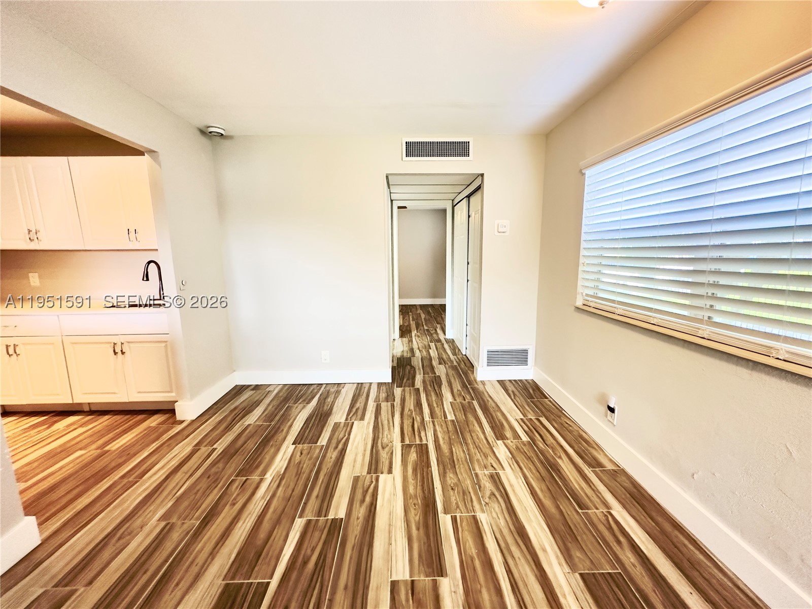 58 Monaco B 58 Property Photo 4
