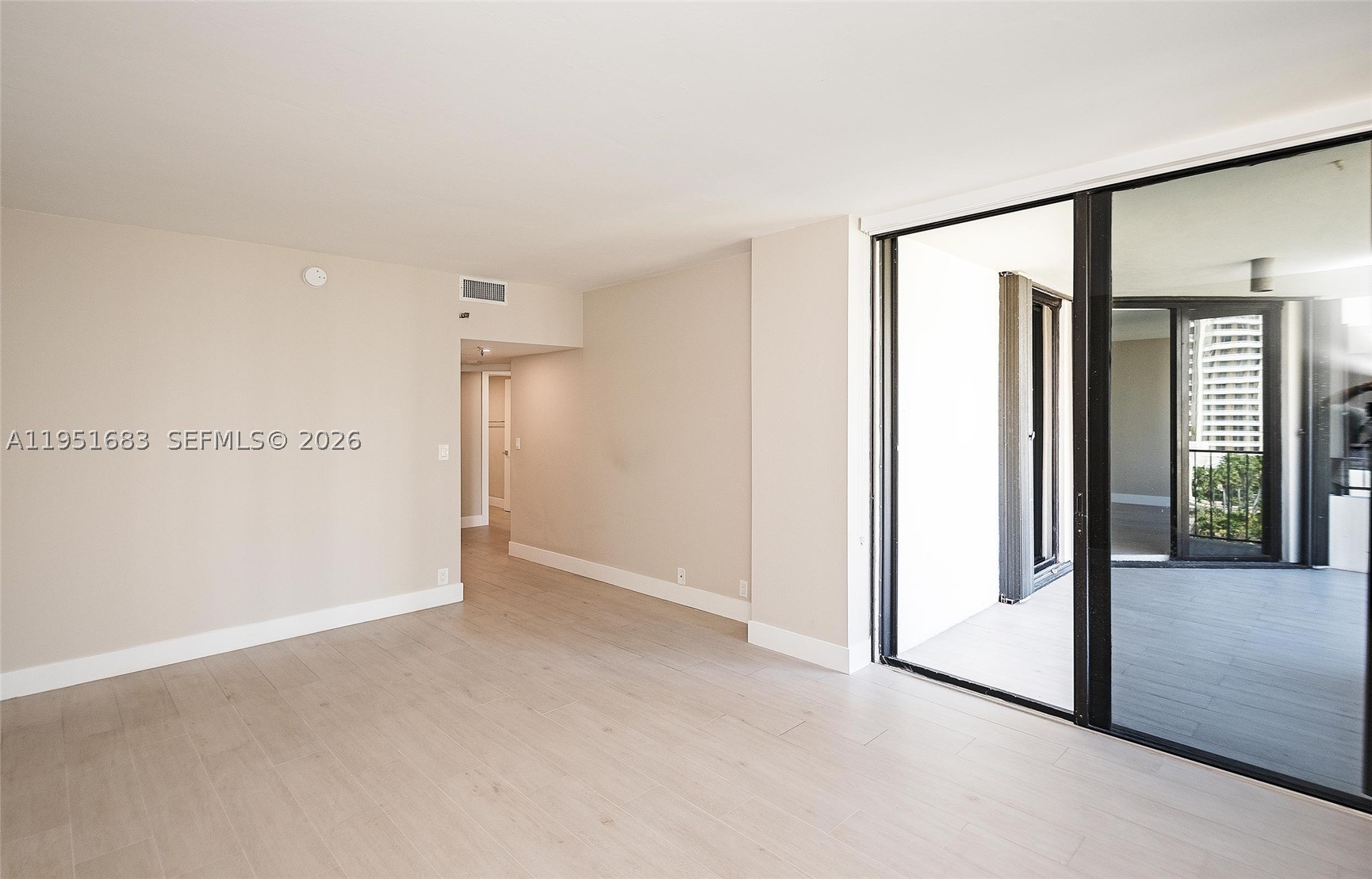 520 Brickell Key Dr A1010 Property Photo 22