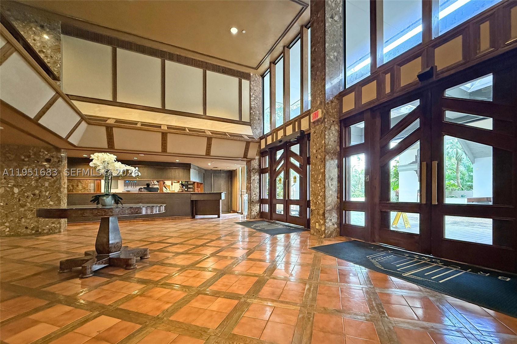 520 Brickell Key Dr A1010 Property Photo 38