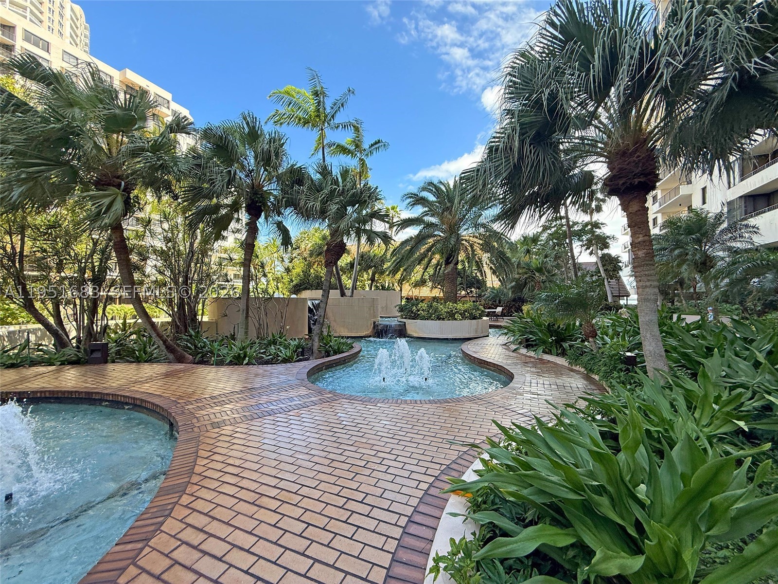 520 Brickell Key Dr A1010 Property Photo 42