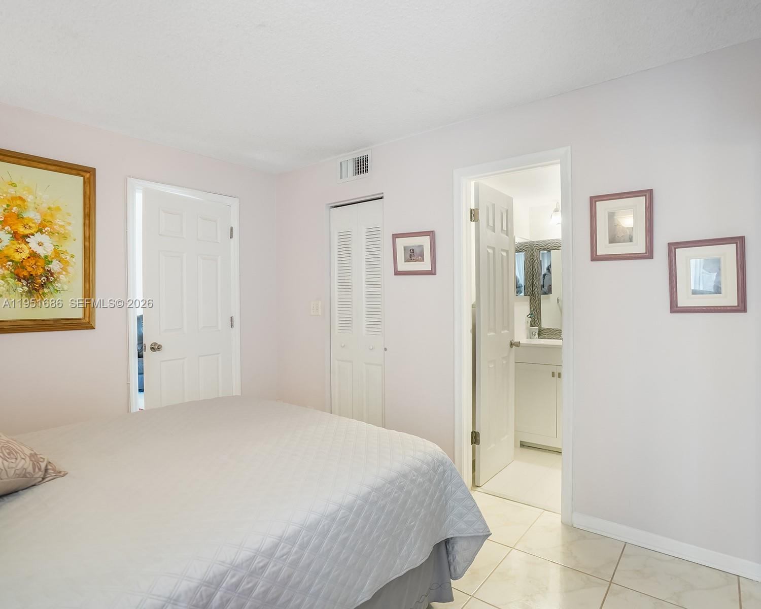 3531 Inverrary Dr 107 Property Photo 14