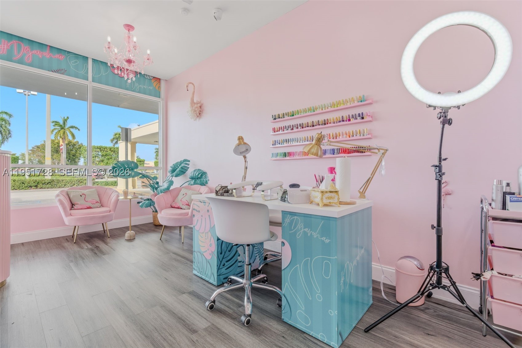 A11951728 Property Photo 11