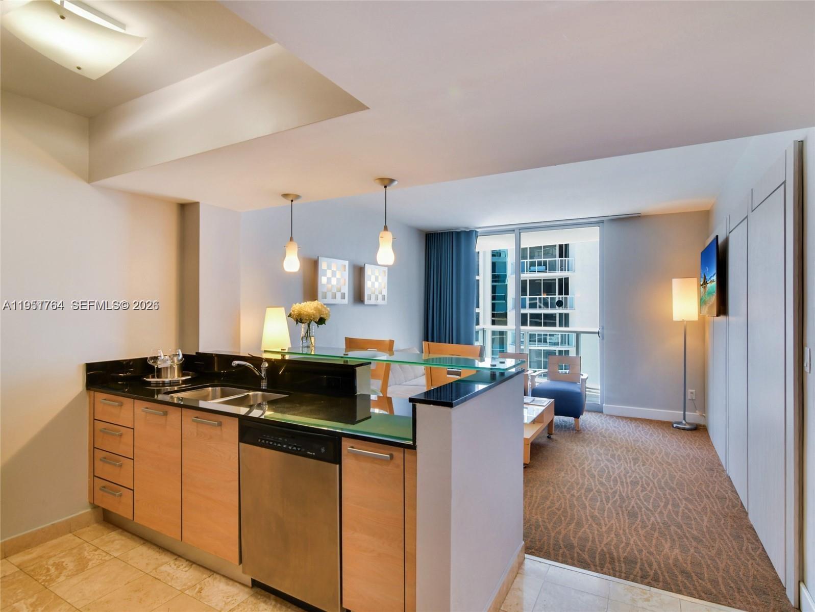 18683 Collins Ave 1110 Property Photo 6