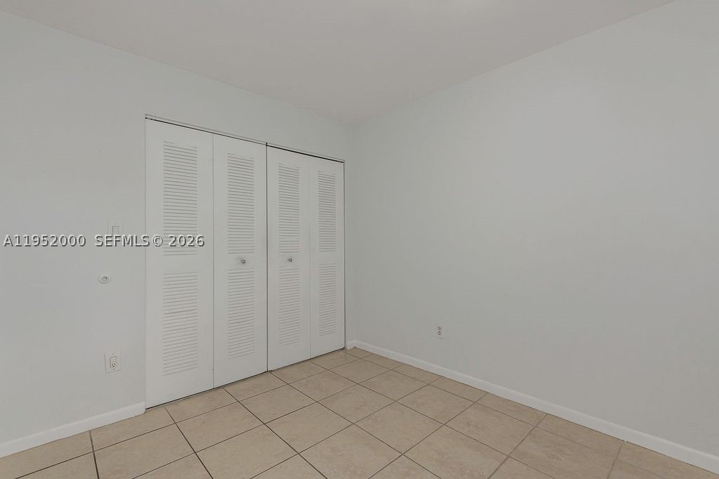 4111 Stirling Rd 308 Property Photo 14