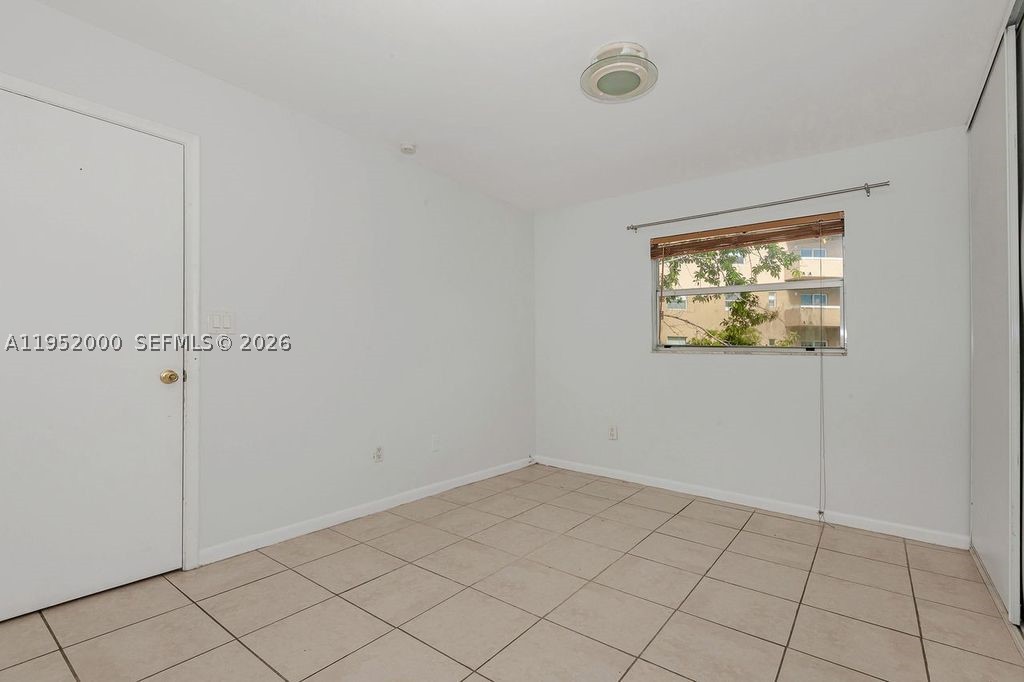 4111 Stirling Rd 308 Property Photo 16