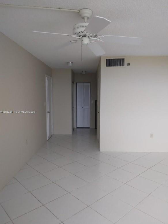 1300 Saint Charles Pl Ph15 Property Photo 8