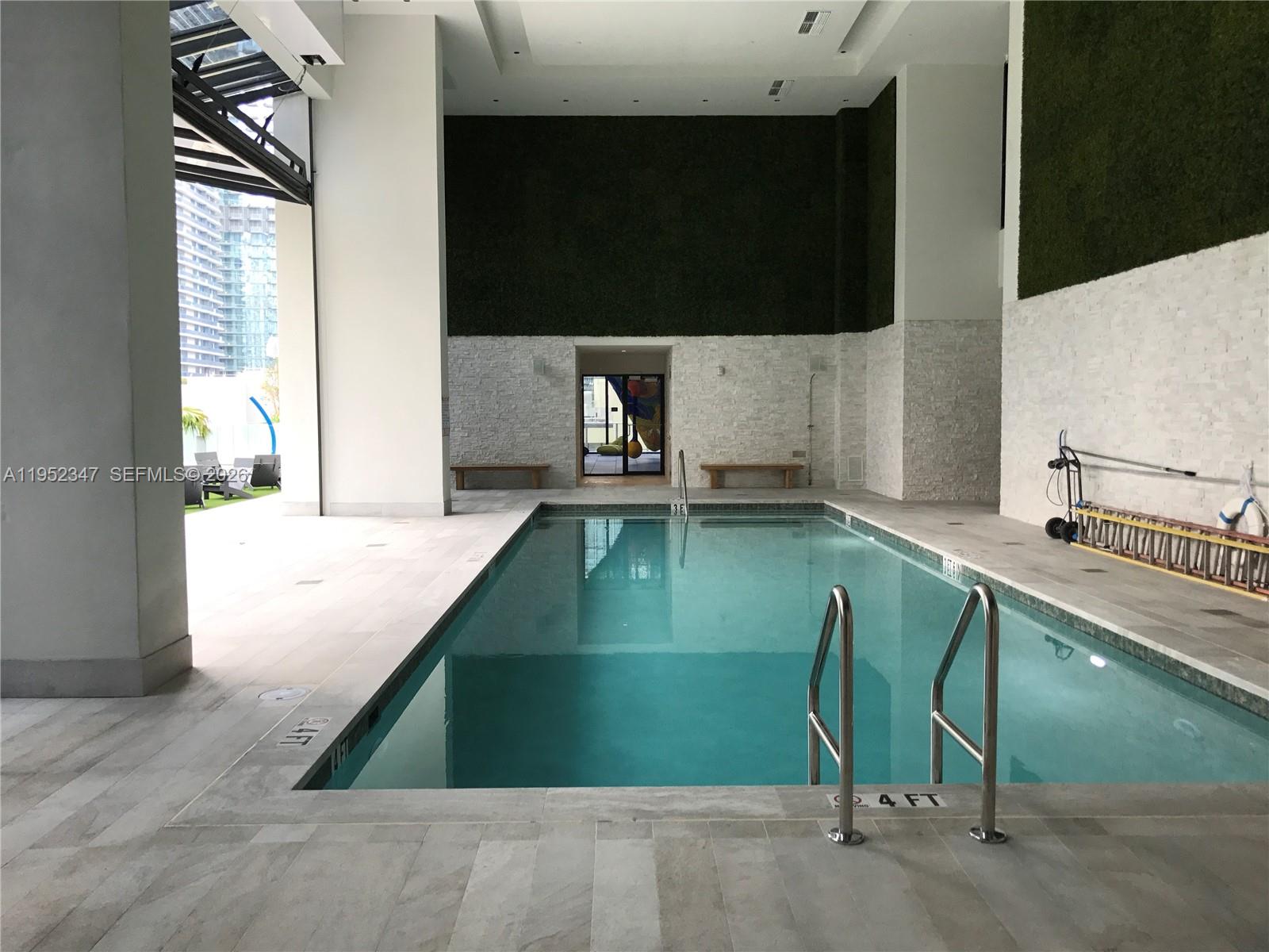 1010 Brickell Ave 2110 Property Photo 11