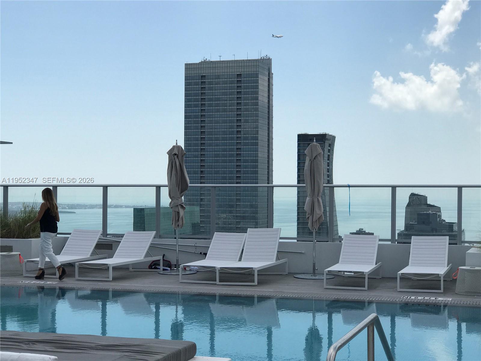 1010 Brickell Ave 2110 Property Photo 21
