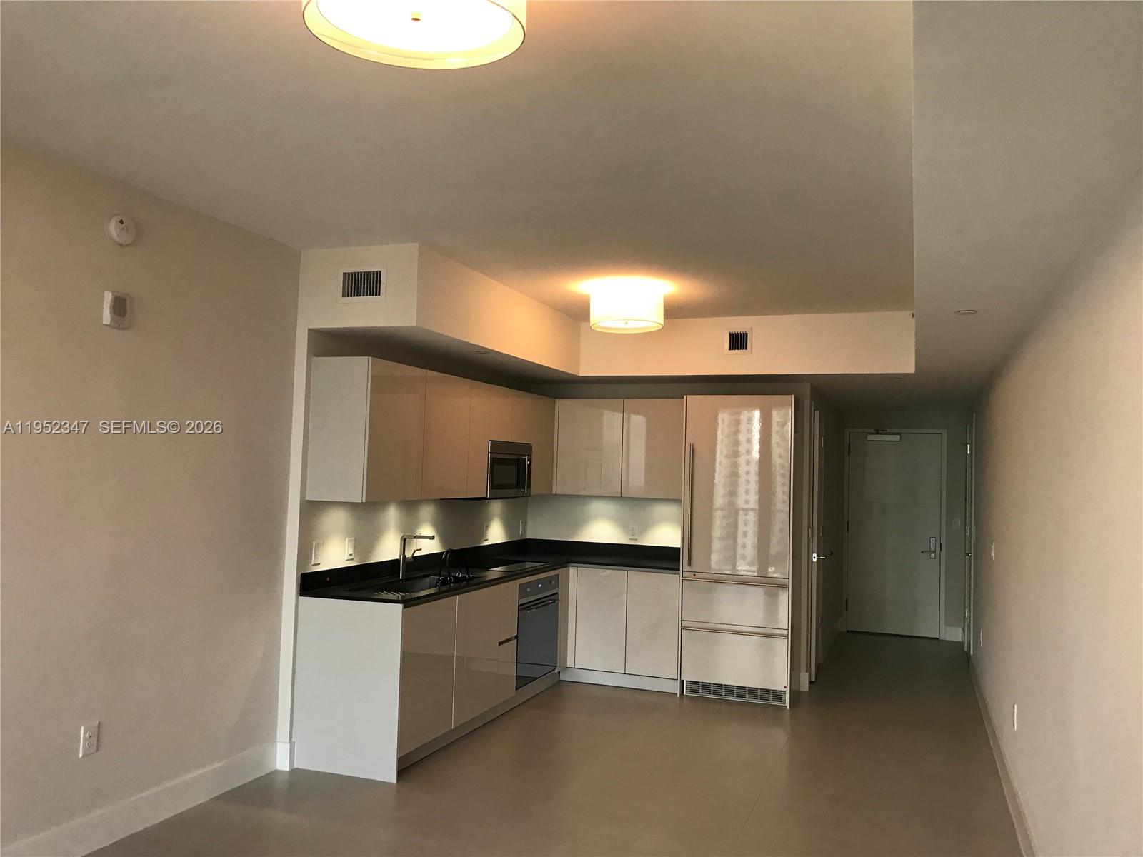 1010 Brickell Ave 2110 Property Photo 31