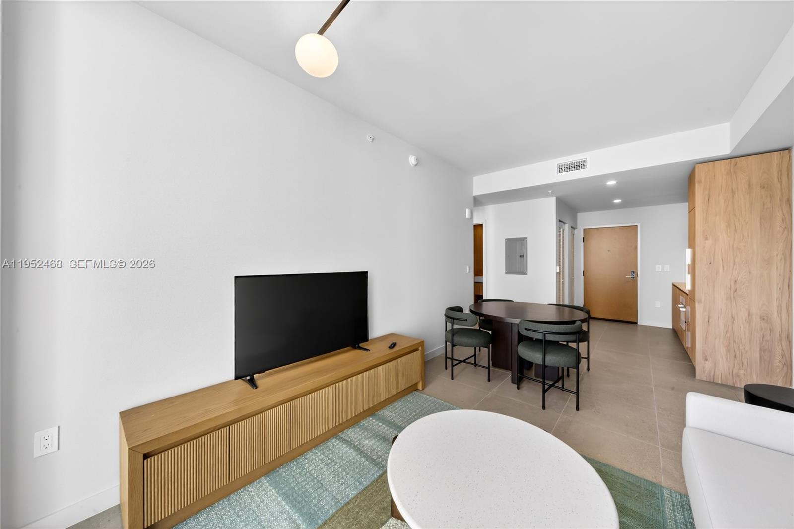 11 Ne 6 St 3210 Property Photo 6