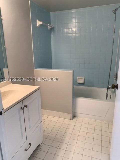 840 Independence Dr 840f Property Photo 6