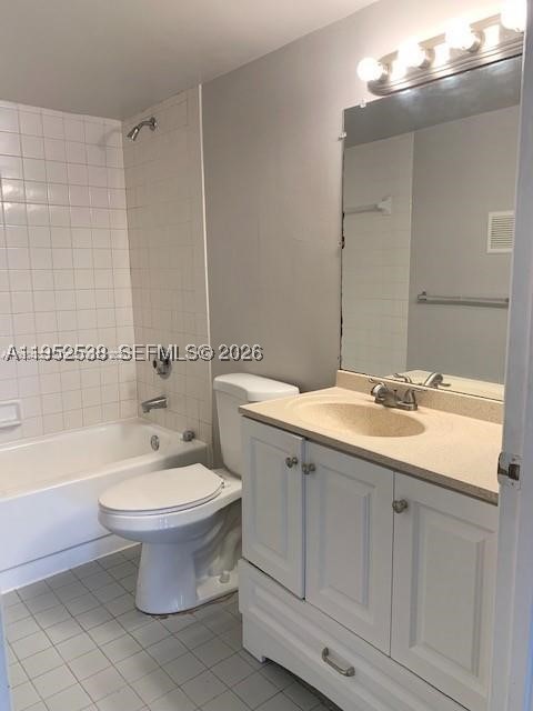 840 Independence Dr 840f Property Photo 11