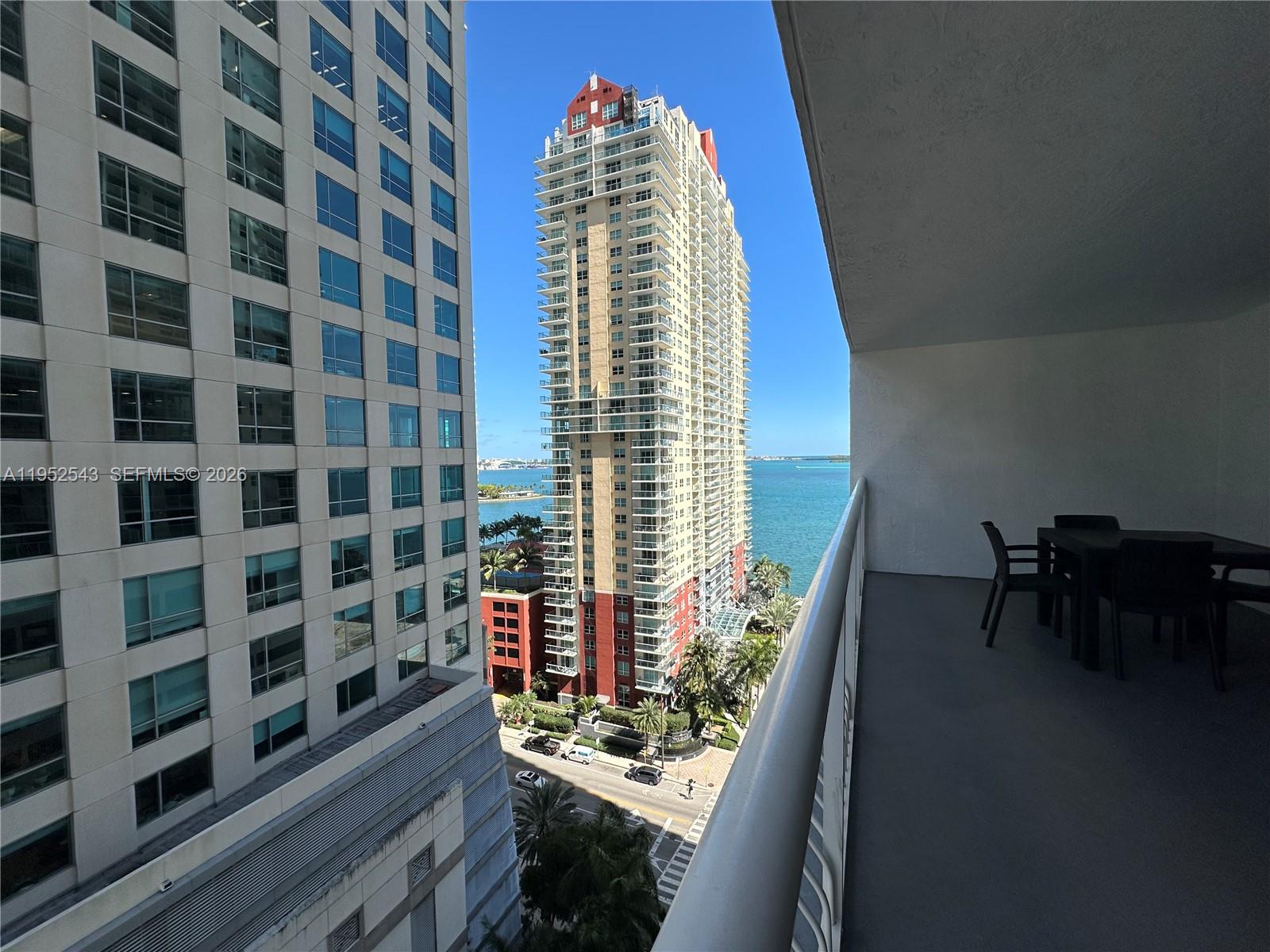 1200 Brickell Bay Dr 1712 Property Photo 2