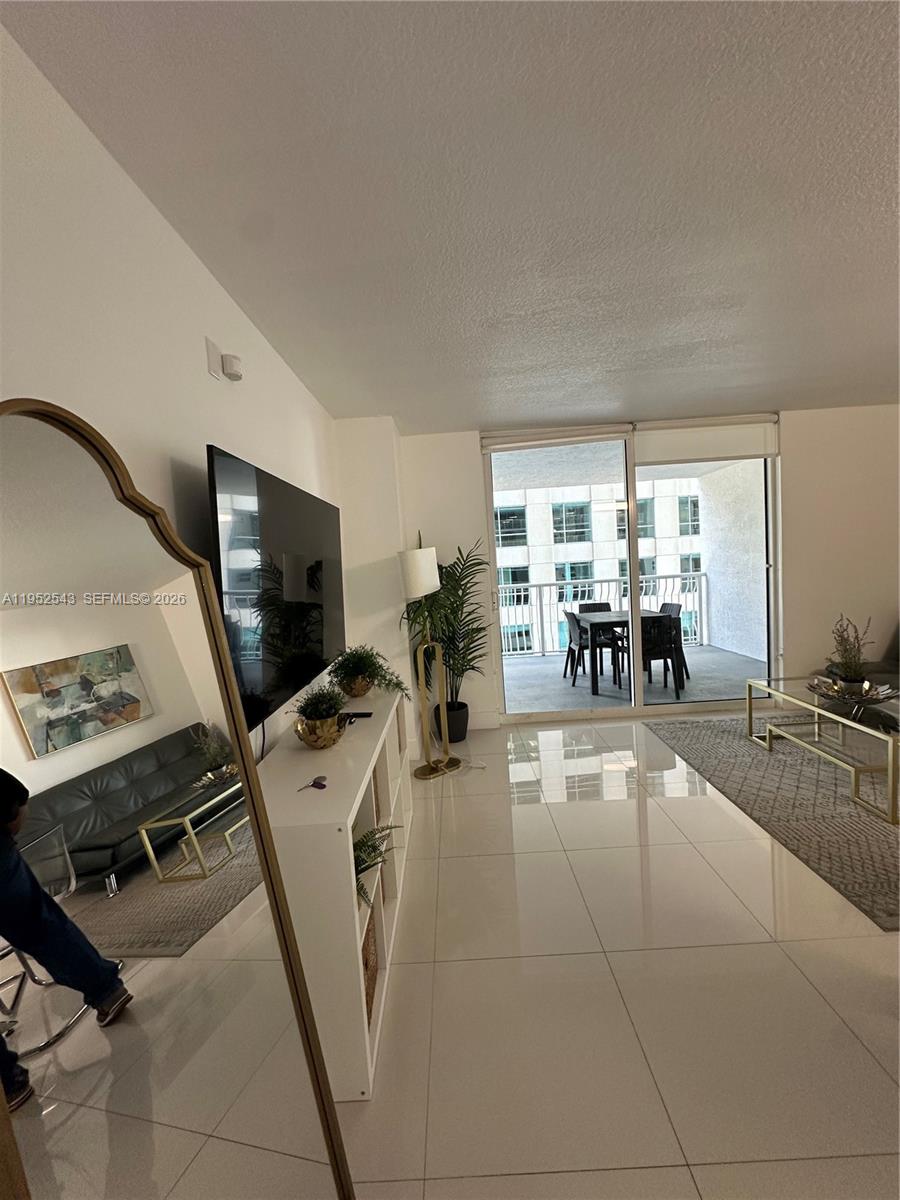 1200 Brickell Bay Dr 1712 Property Photo 8