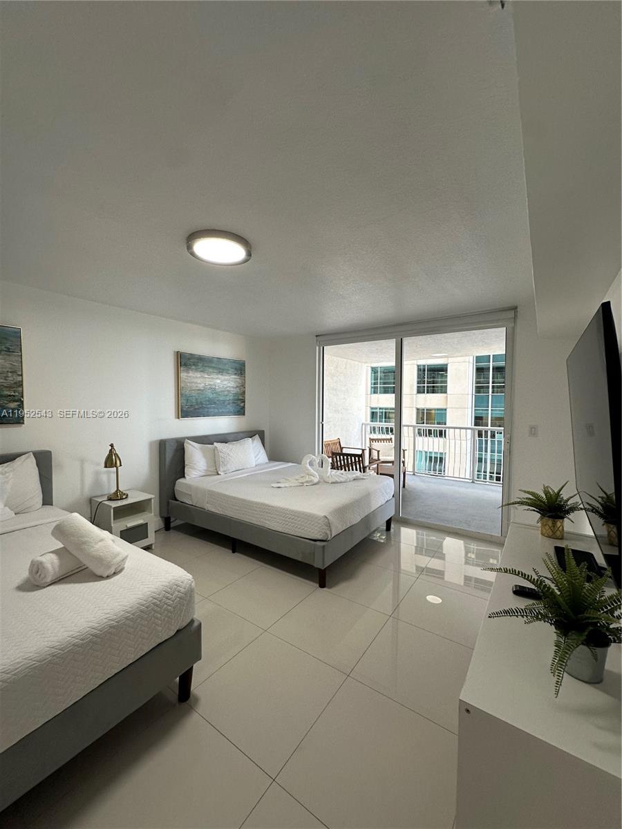 1200 Brickell Bay Dr 1712 Property Photo 11