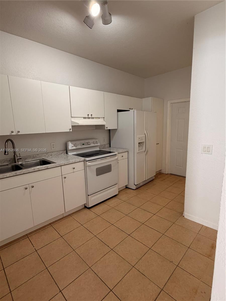 13264 Old Biscayne Dr 405 Property Photo 20