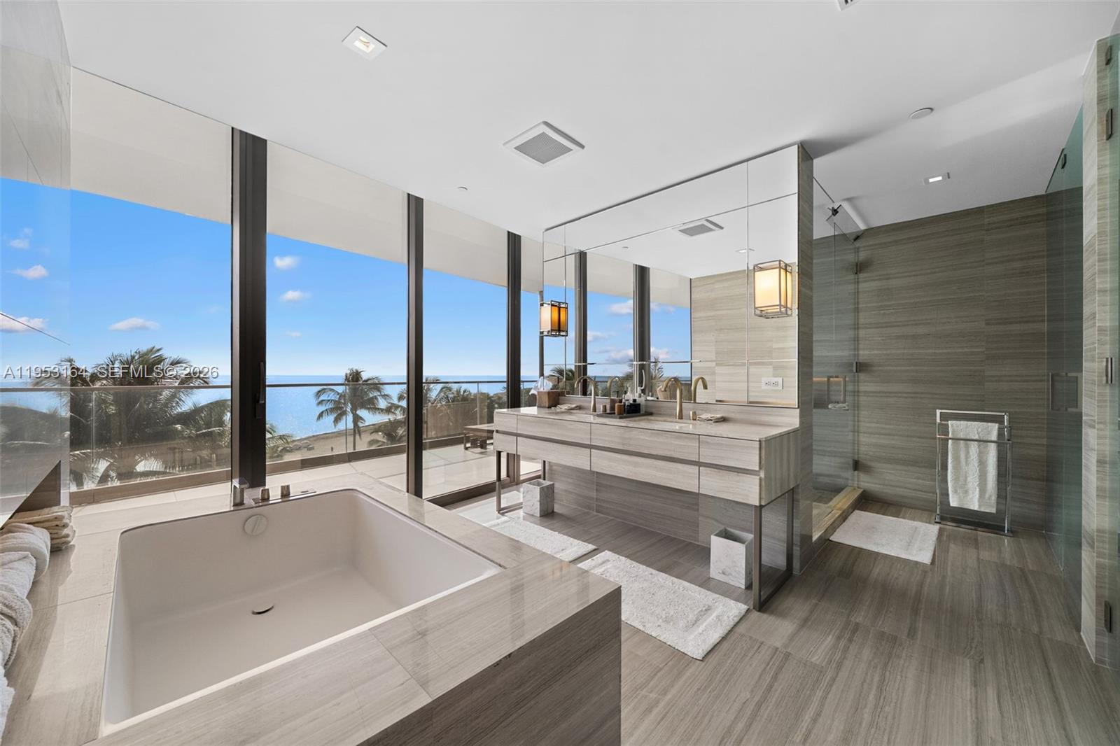 18975 Collins Ave 400+ Cabana Property Photo 11