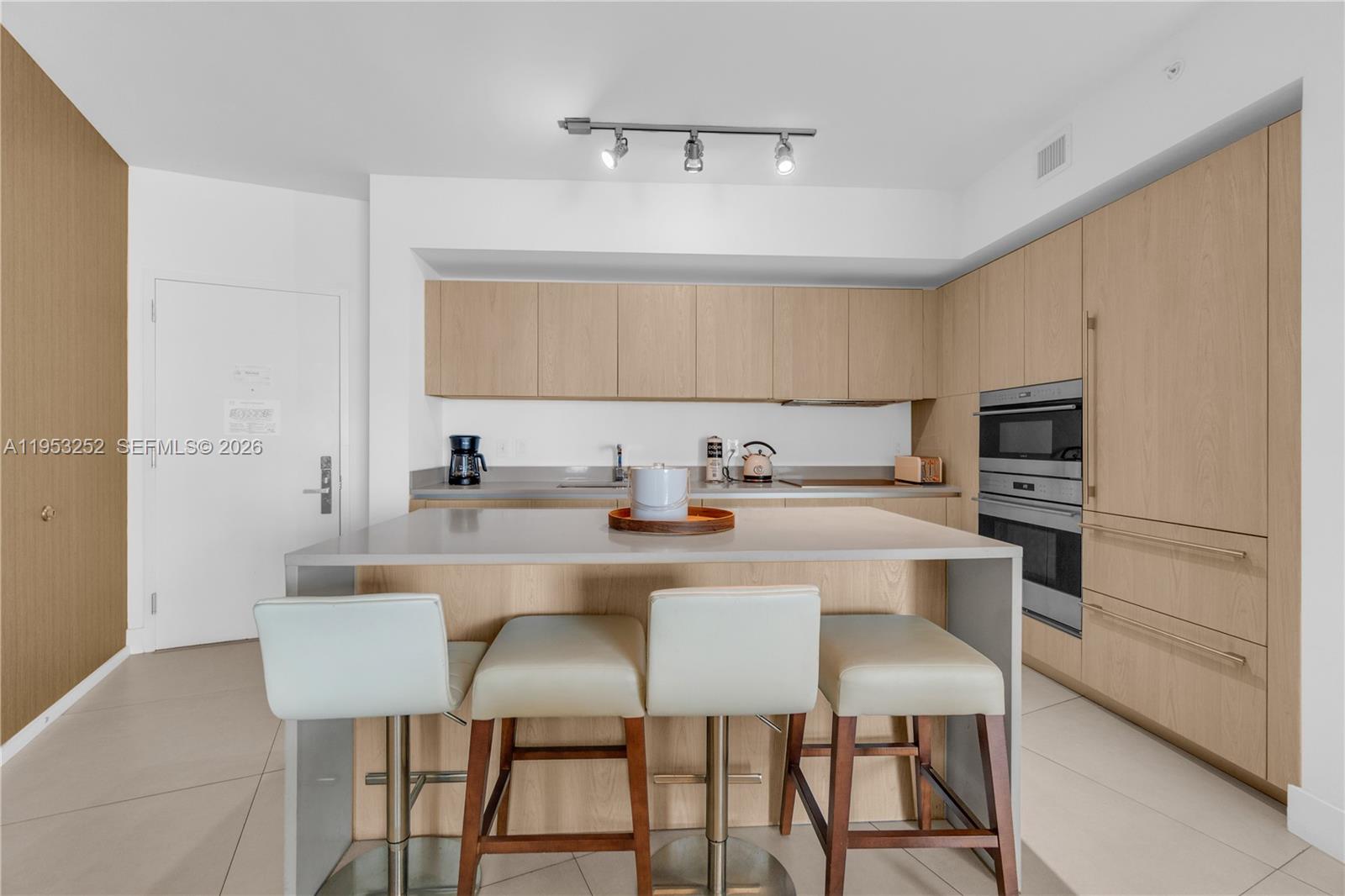 4111 S Ocean Dr 1507 Property Photo 10
