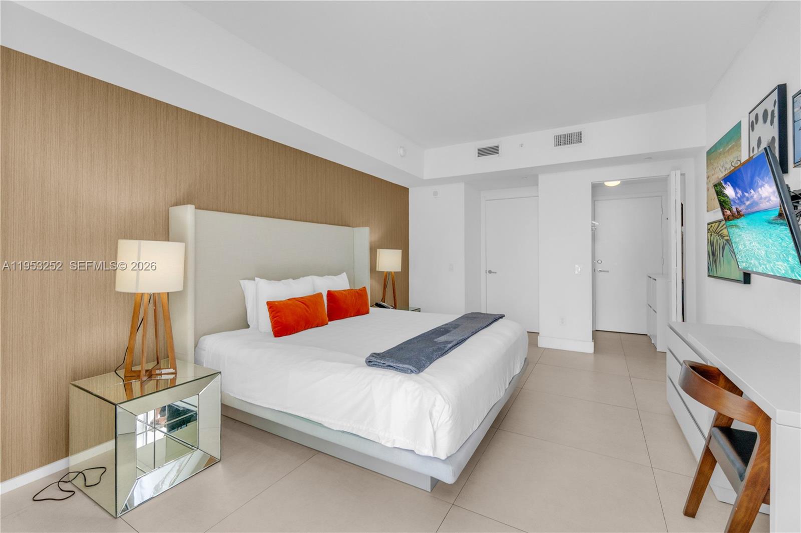 4111 S Ocean Dr 1507 Property Photo 14