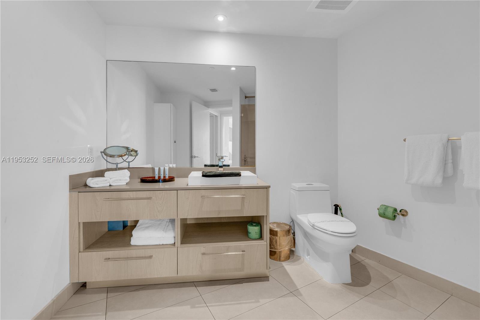 4111 S Ocean Dr 1507 Property Photo 15