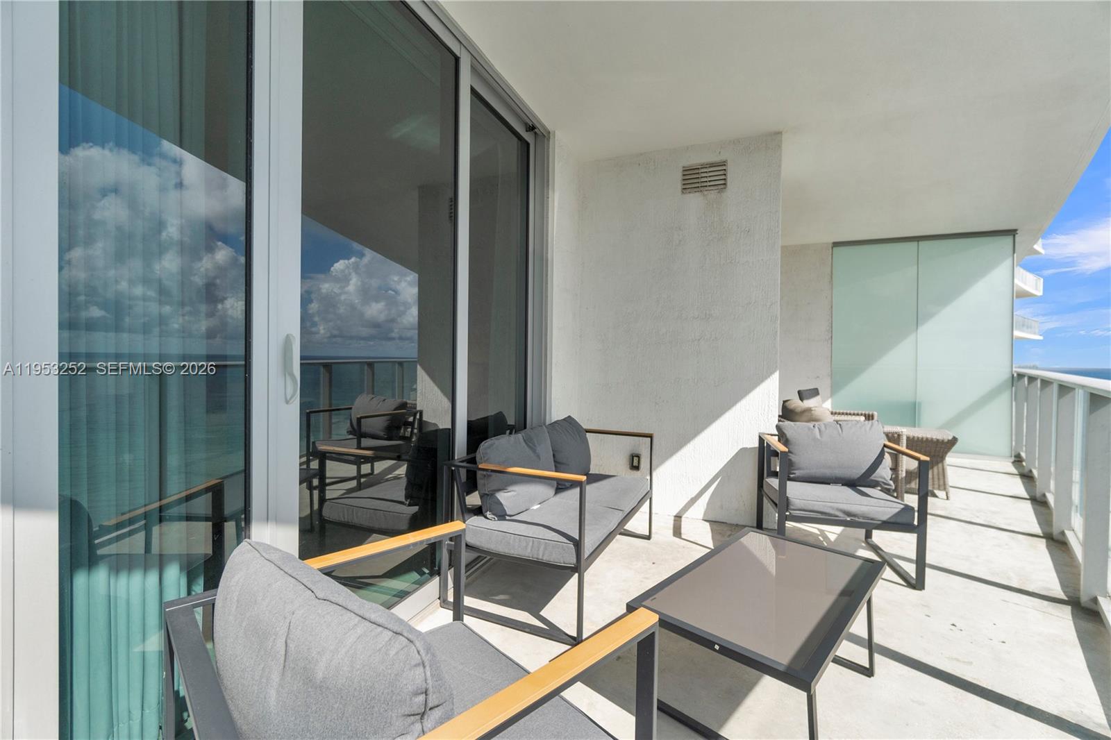 4111 S Ocean Dr 1507 Property Photo 37