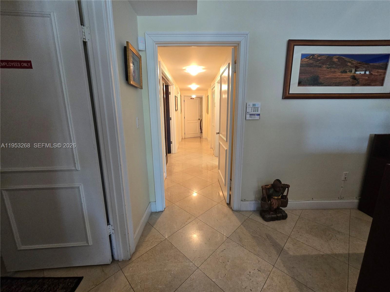 2555 Polk St Property Photo 12