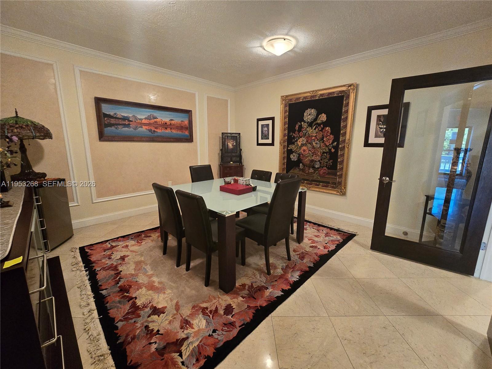2555 Polk St Property Photo 19