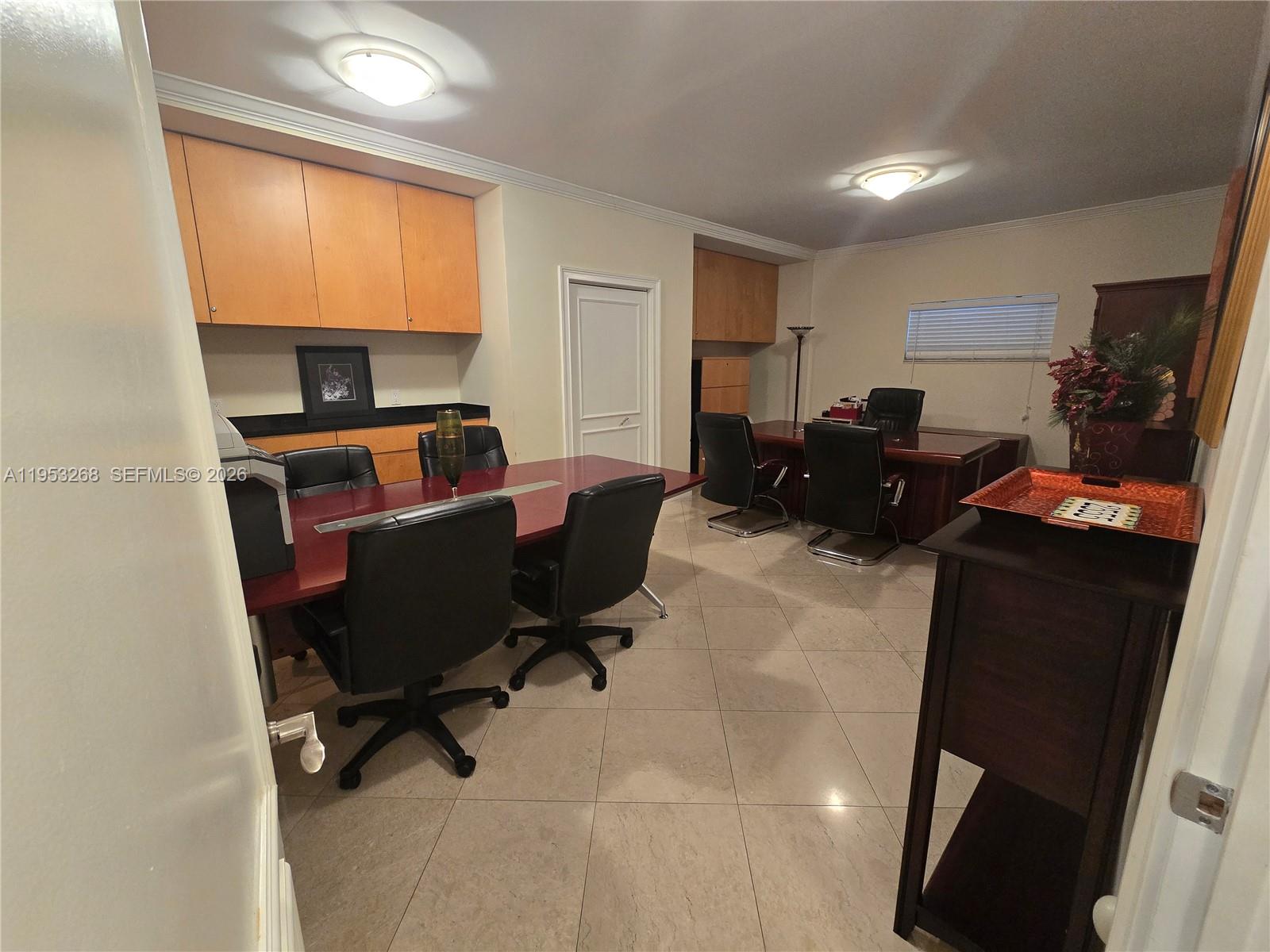 2555 Polk St Property Photo 20