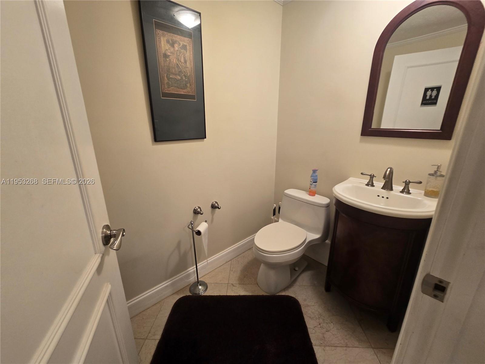 2555 Polk St Property Photo 23