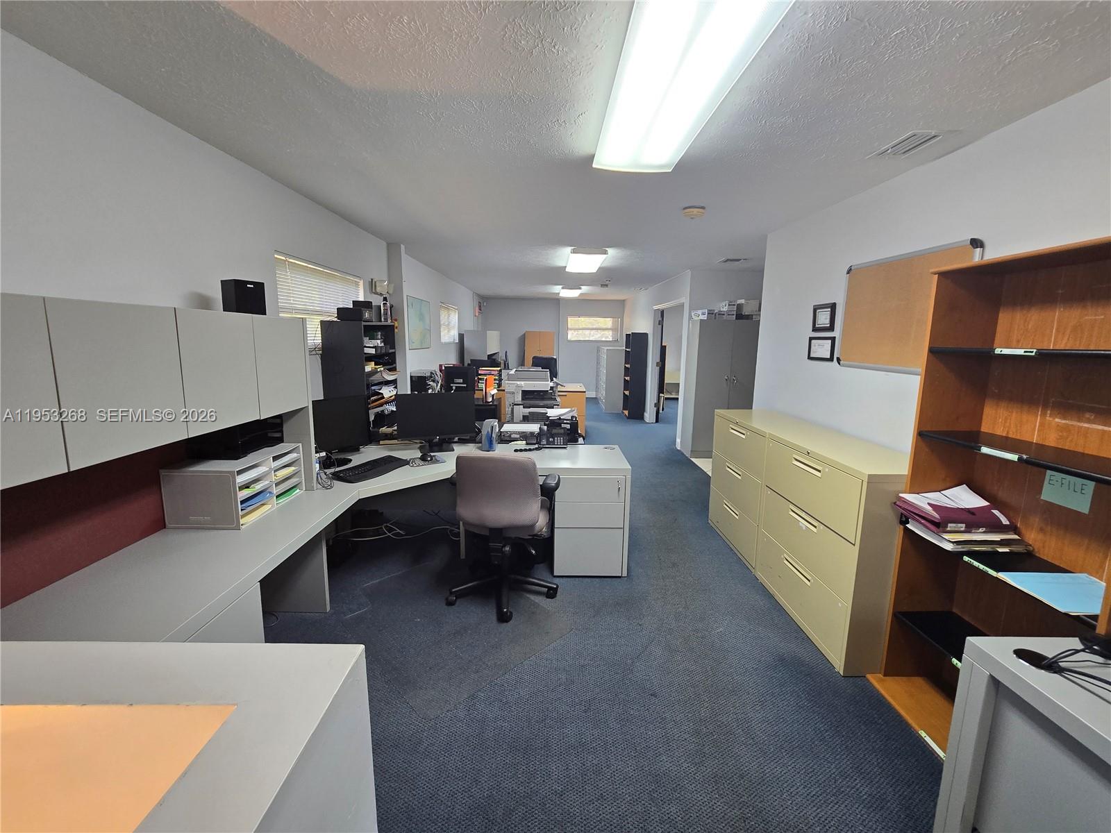 2555 Polk St Property Photo 30
