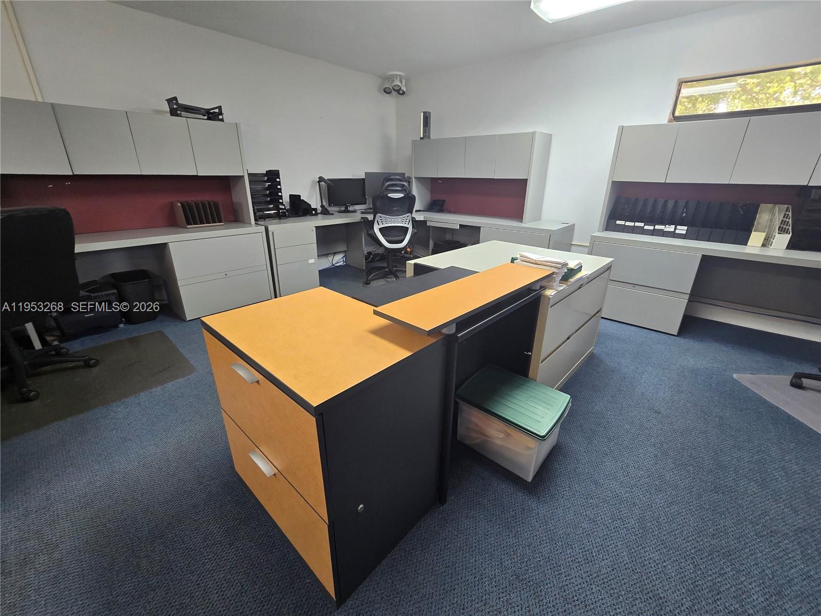 2555 Polk St Property Photo 44