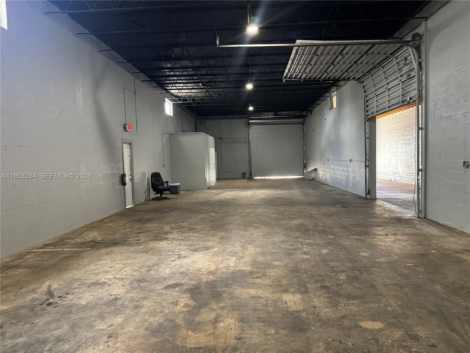A11953284 Property Photo 10