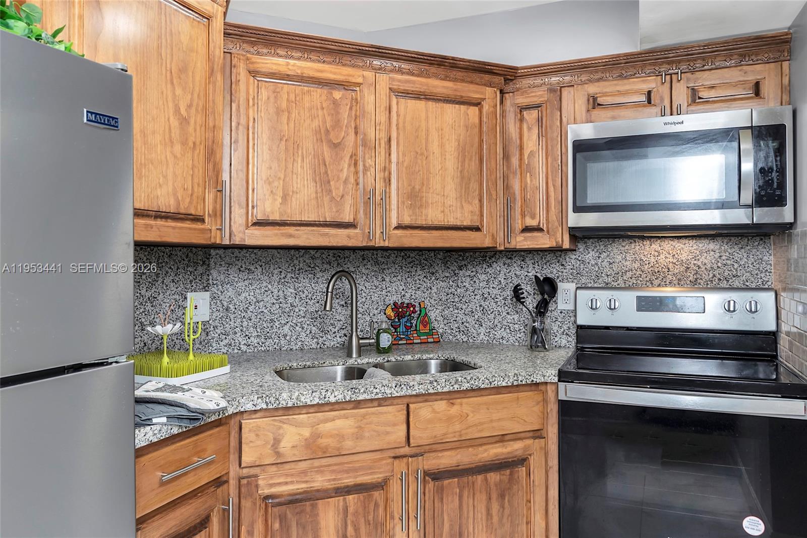 3300 Spanish Moss Ter 106 Property Photo 14