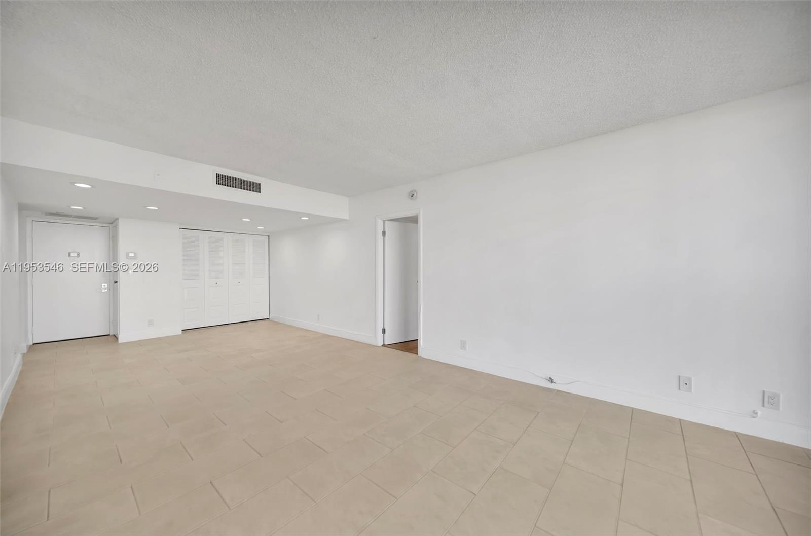 20379 W Country Club Dr 1232 Property Photo 6