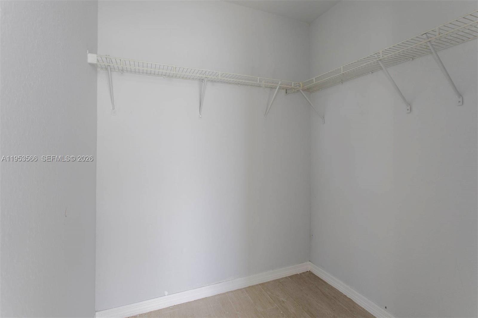 1518 Se 31 Ct Property Photo 18