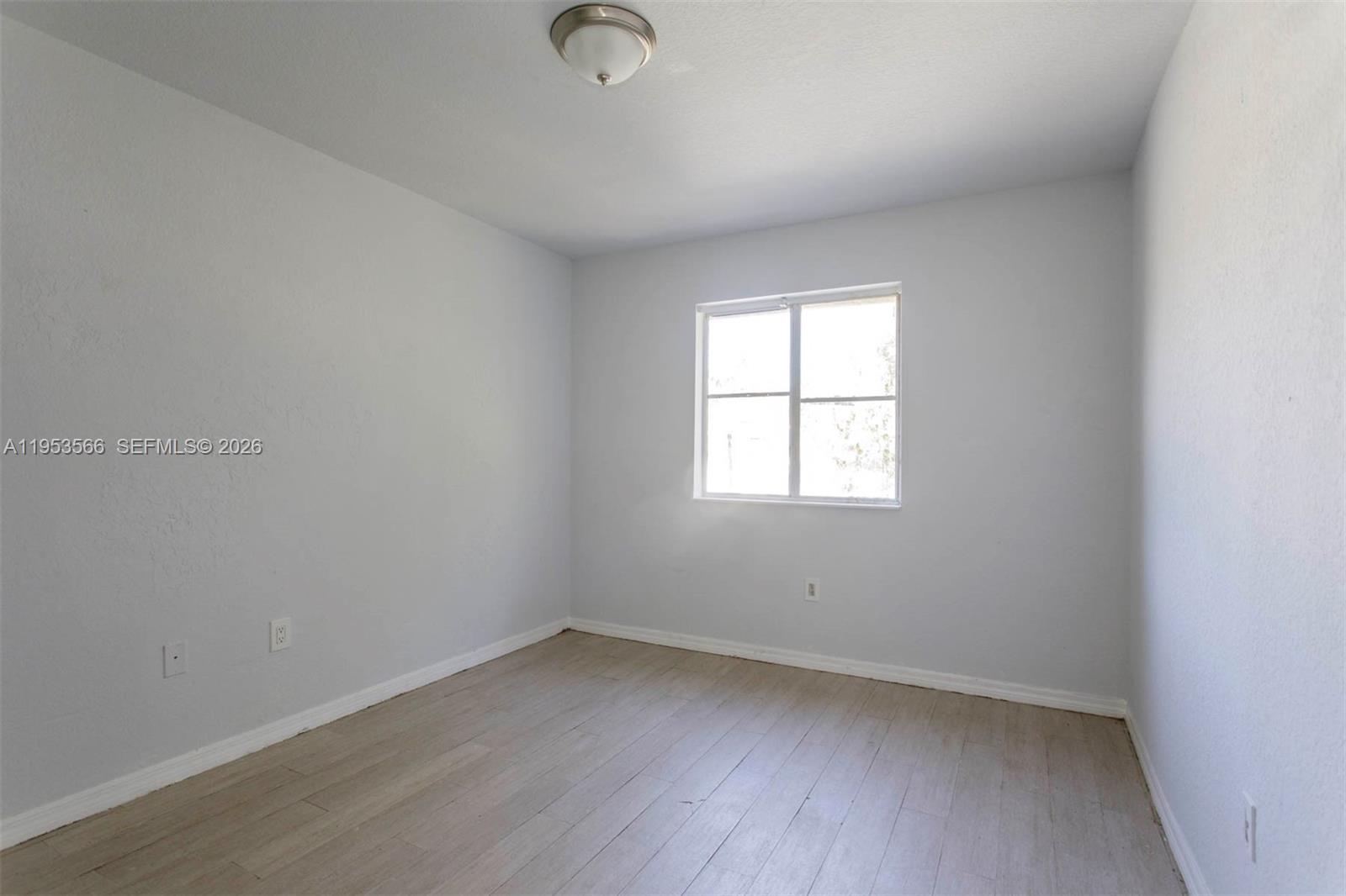 1518 Se 31 Ct Property Photo 23