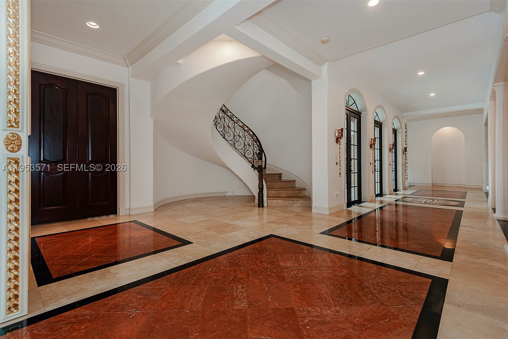 674 Ocean Blvd Property Photo 6