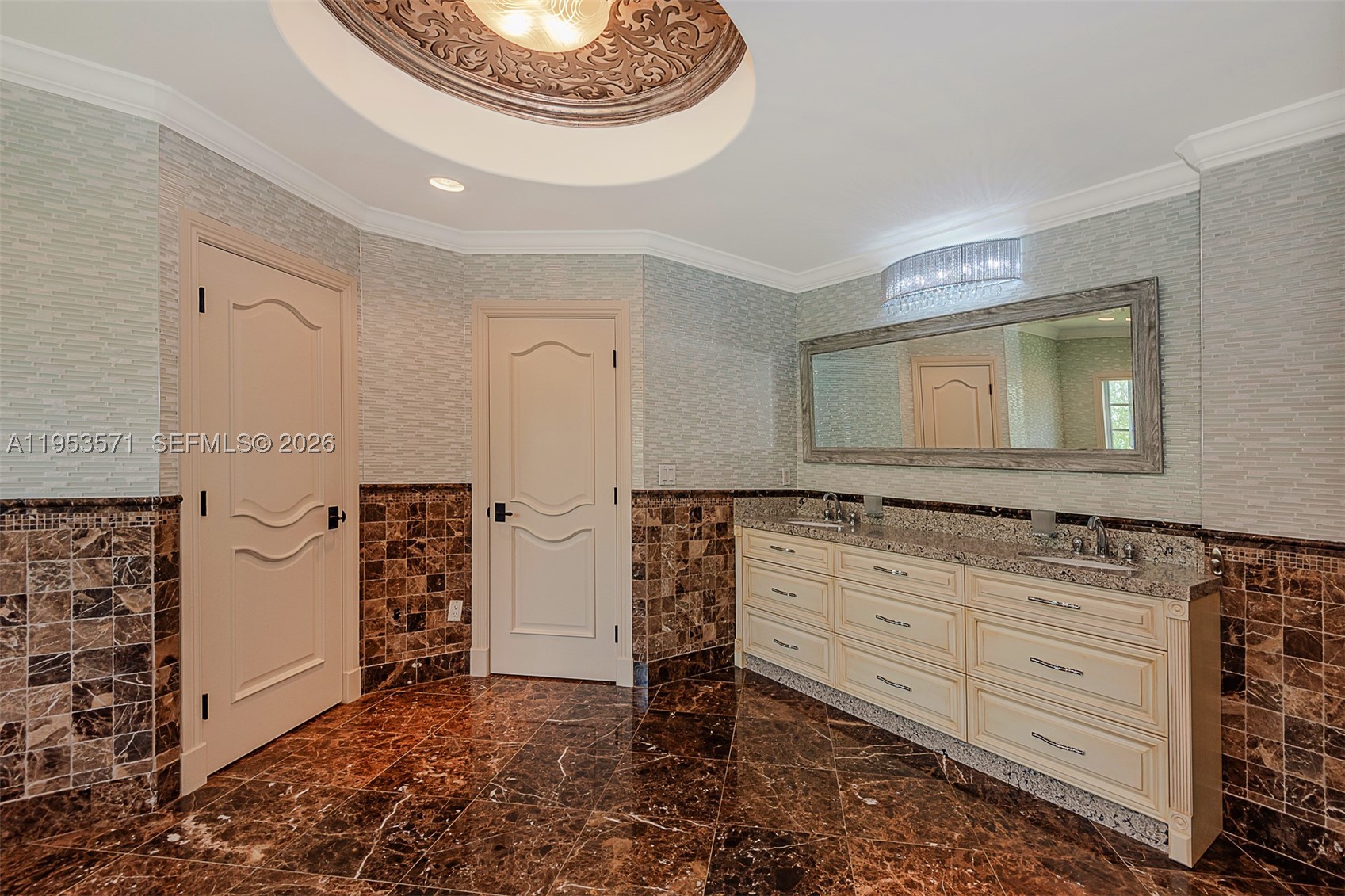 674 Ocean Blvd Property Photo 27