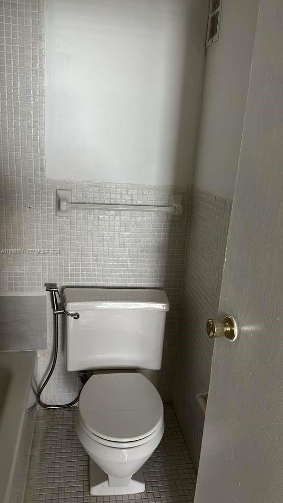 3660 Ne 166th St 609 Property Photo 13