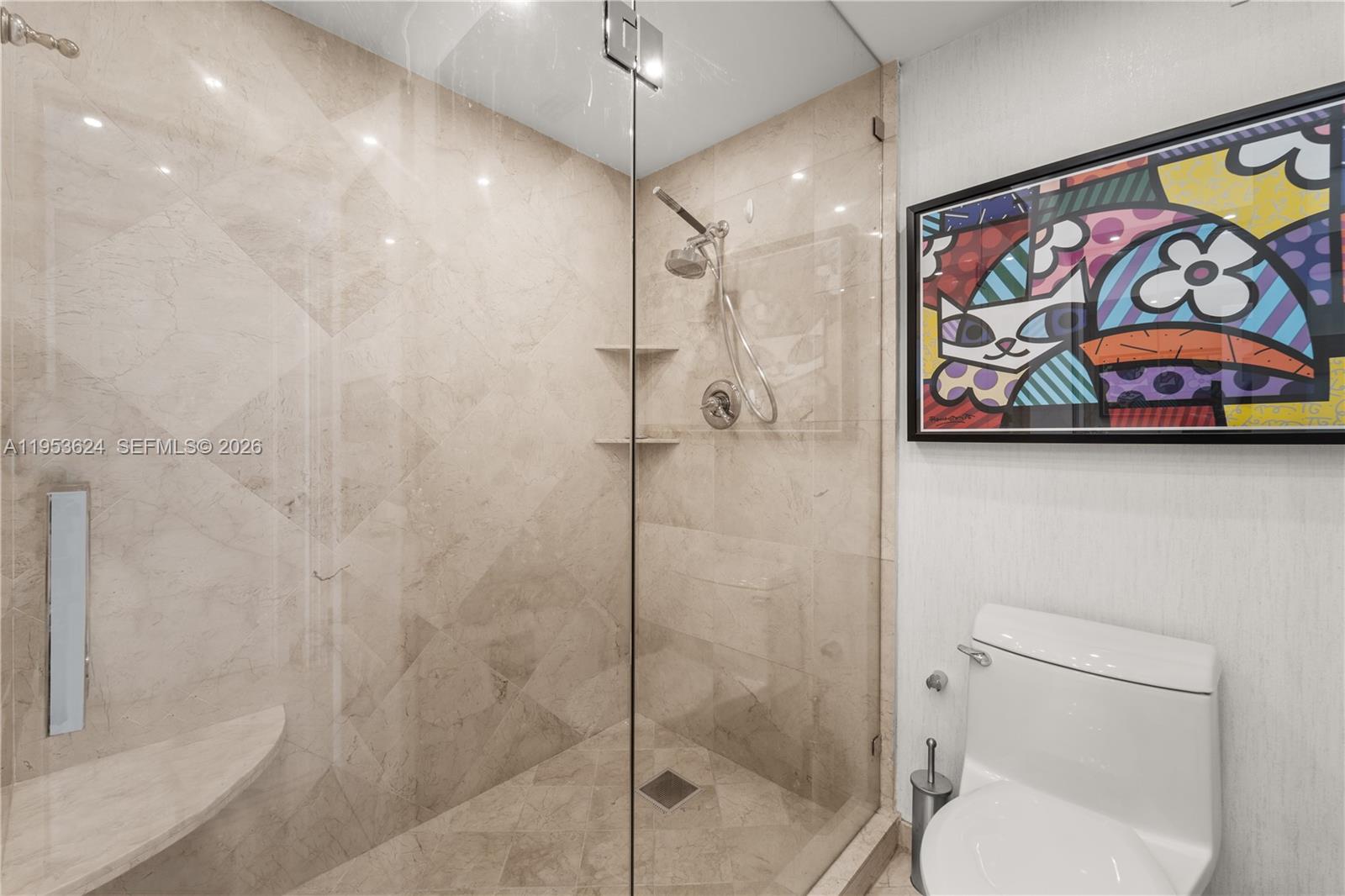 5640 Collins Ave 4d Property Photo 19
