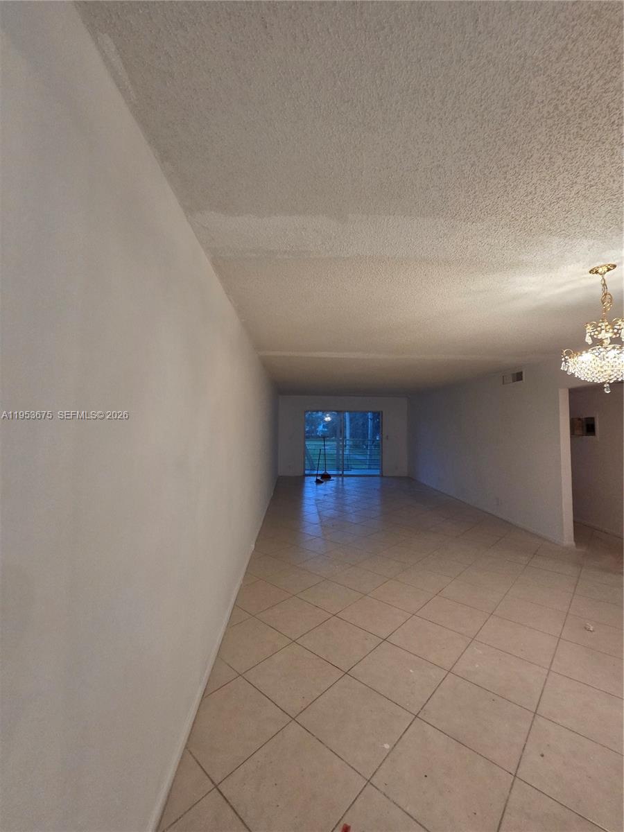2805 Victoria Way H2 Property Photo 11