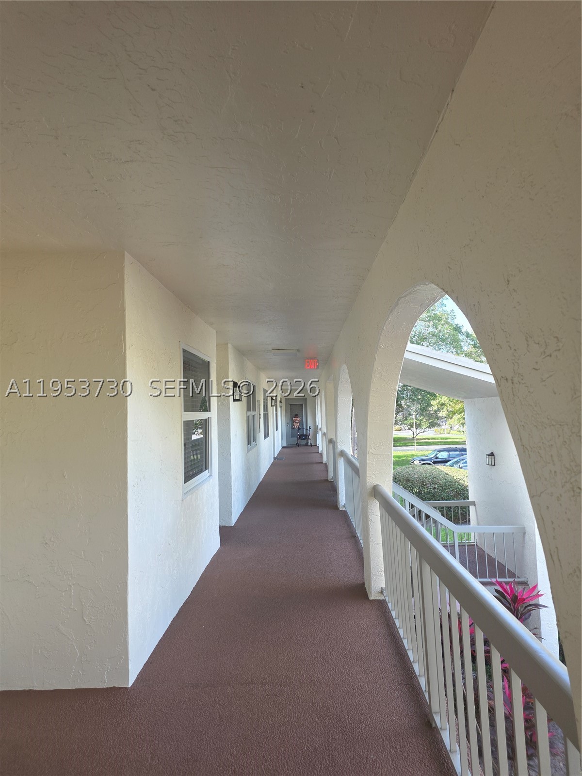 2612 Nassau Bnd E2 Property Photo 7