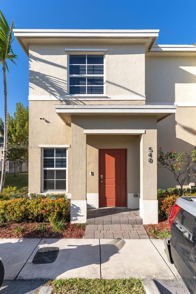 540 NE 5th TER
