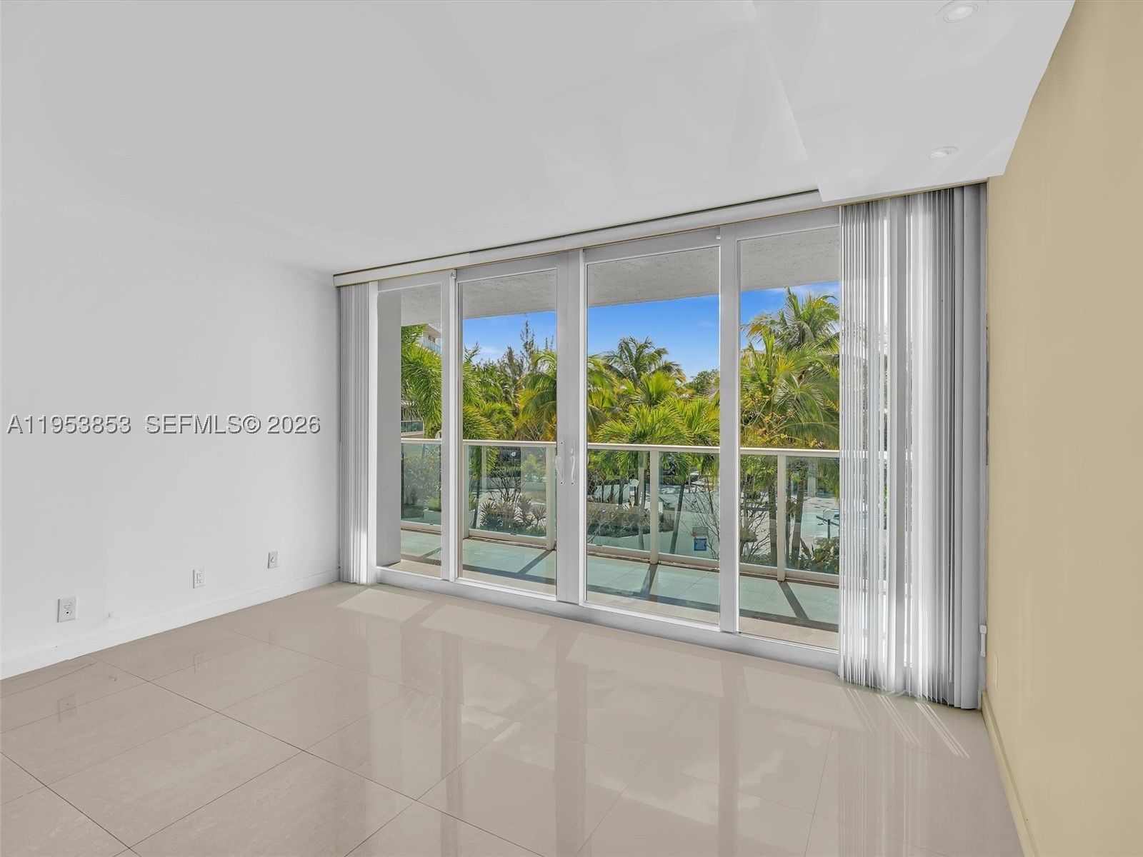 100 Bayview Dr 223 Property Photo 17