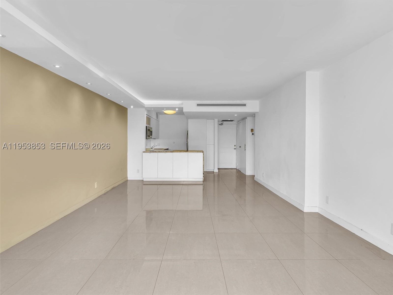 100 Bayview Dr 223 Property Photo 26