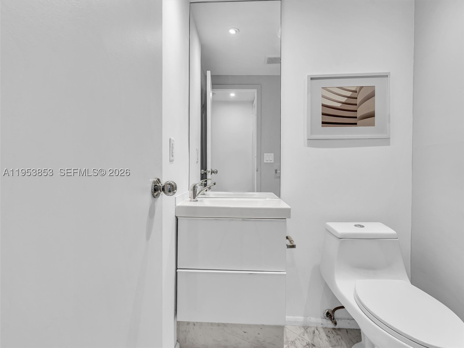 100 Bayview Dr 223 Property Photo 30