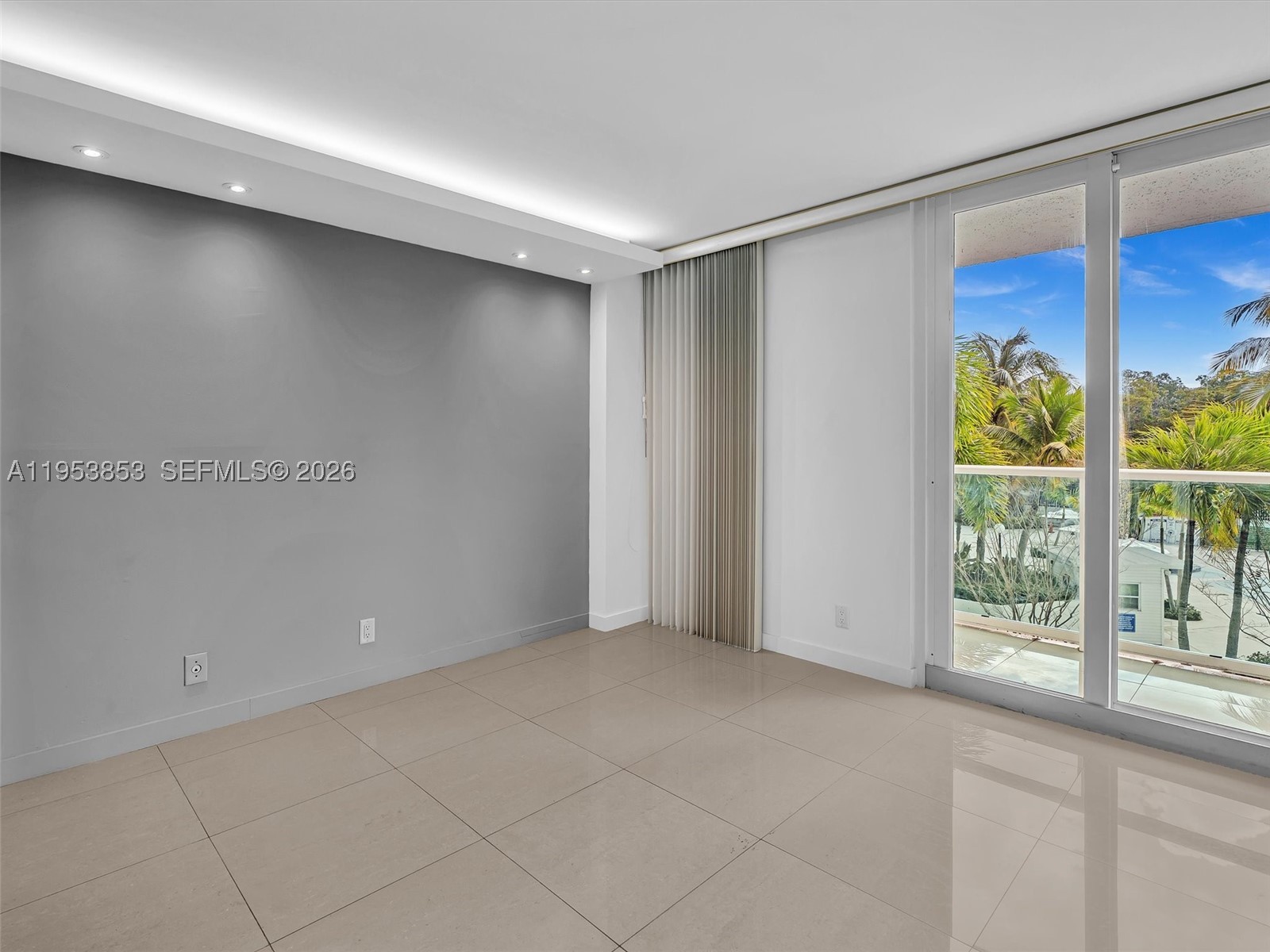 100 Bayview Dr 223 Property Photo 40